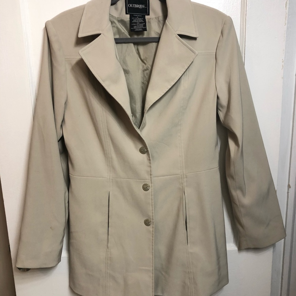 Outbrook Tan Jacket - Picture 4 of 5